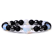 Armbånd af hæmatit, opal og abrazin sten. Elastisk. 19 cm